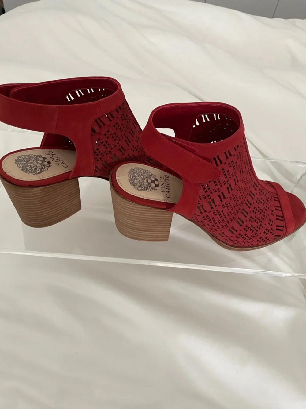 NEW Vince Camuto Red Laser-Cut Block Heel Sandals